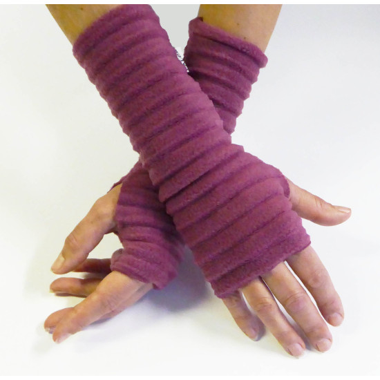 Anna Falcke Wristee Fingerless Gloves - Raspberry Pink
