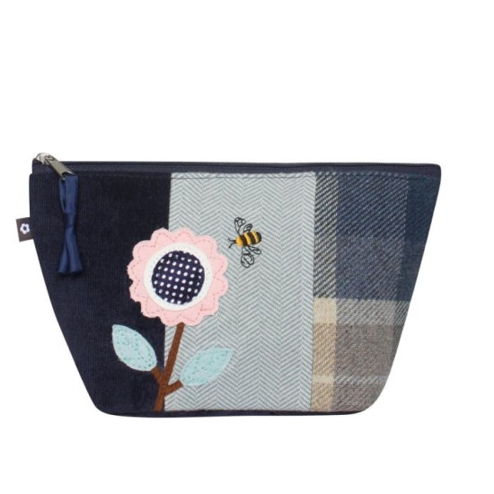 Earth Squared Spring Flower Applique Makeup Bag