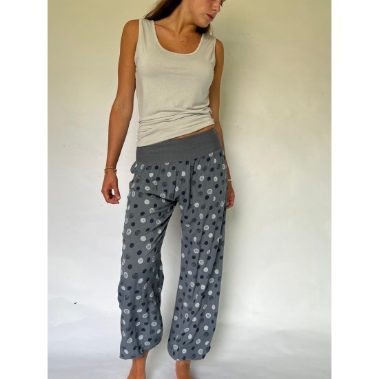 N and Willow Dot Slouchies - Grey